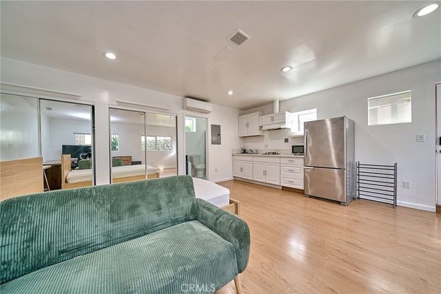 3013 W West View Street, Los Angeles, CA 90016