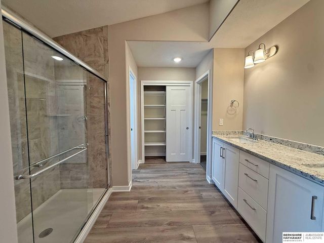 16558 Wirt Street, Omaha, NE 68116