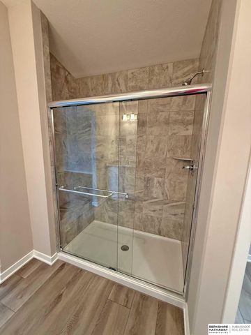 16558 Wirt Street, Omaha, NE 68116