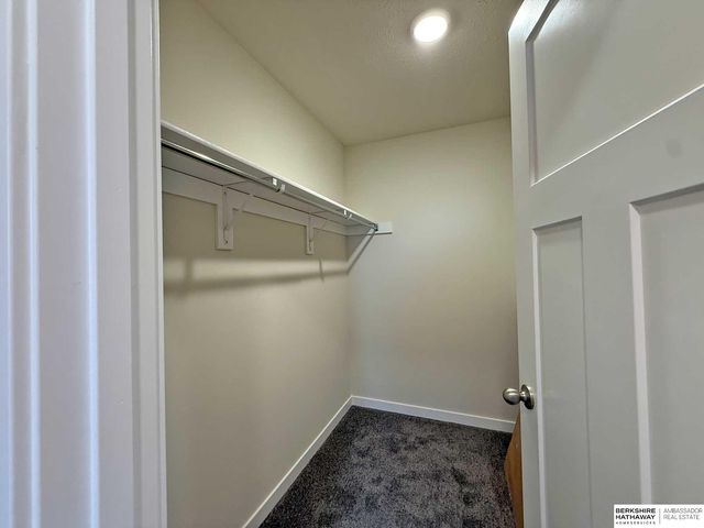 16558 Wirt Street, Omaha, NE 68116