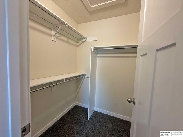 16558 Wirt Street, Omaha, NE 68116