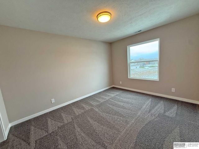 16558 Wirt Street, Omaha, NE 68116