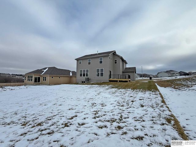 16558 Wirt Street, Omaha, NE 68116