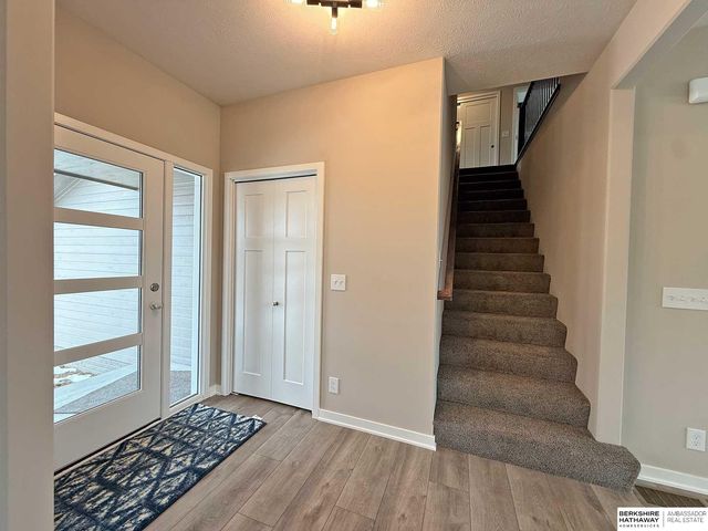 16558 Wirt Street, Omaha, NE 68116