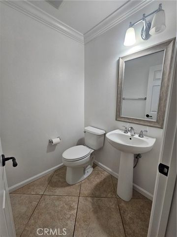 20 Preston Lane, Buena Park, CA 90621