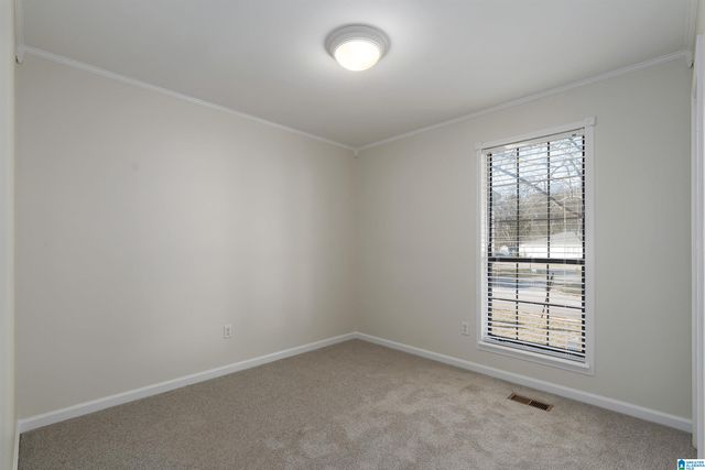 8401 LANEWOOD CIRCLE, Leeds, AL 35094