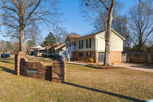 8401 LANEWOOD CIRCLE, Leeds, AL 35094