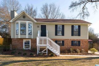 8401 LANEWOOD CIRCLE, Leeds, AL 35094