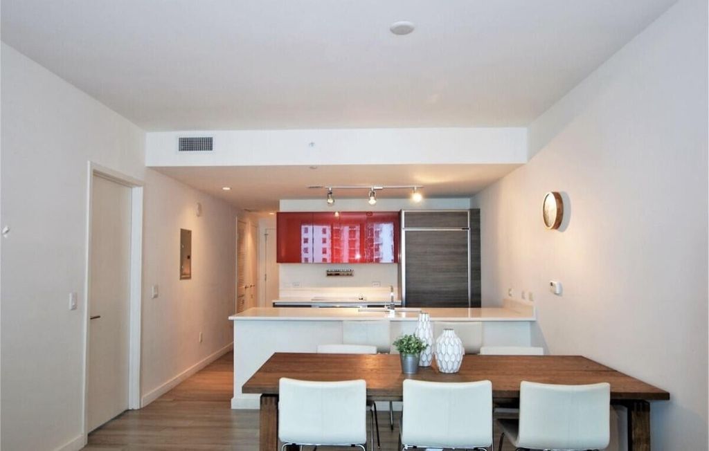 1100 S Miami Avenue 1711, Miami, FL 33130