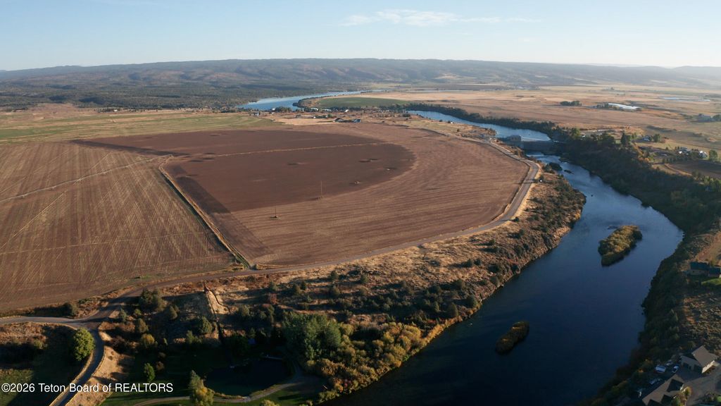 TBD E CEDAR LAKE Lane, Ashton, ID 83420