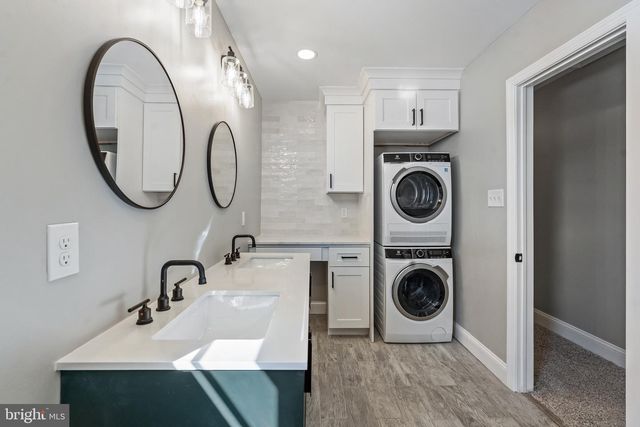 105 CLOVERDALE LN, Williamstown, NJ 08094