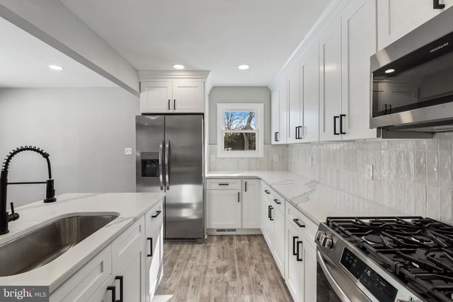 105 CLOVERDALE LN, Williamstown, NJ 08094