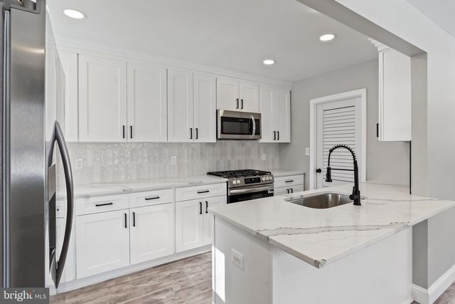 105 CLOVERDALE LN, Williamstown, NJ 08094