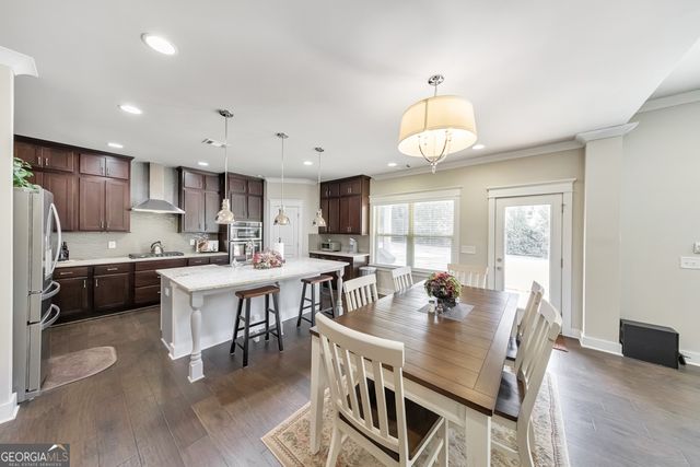 504 Taymack Farm Court, Woodstock, GA 30188