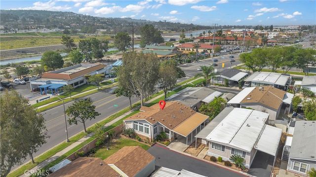 5815 E La Palma Avenue 319, Anaheim, CA 92807