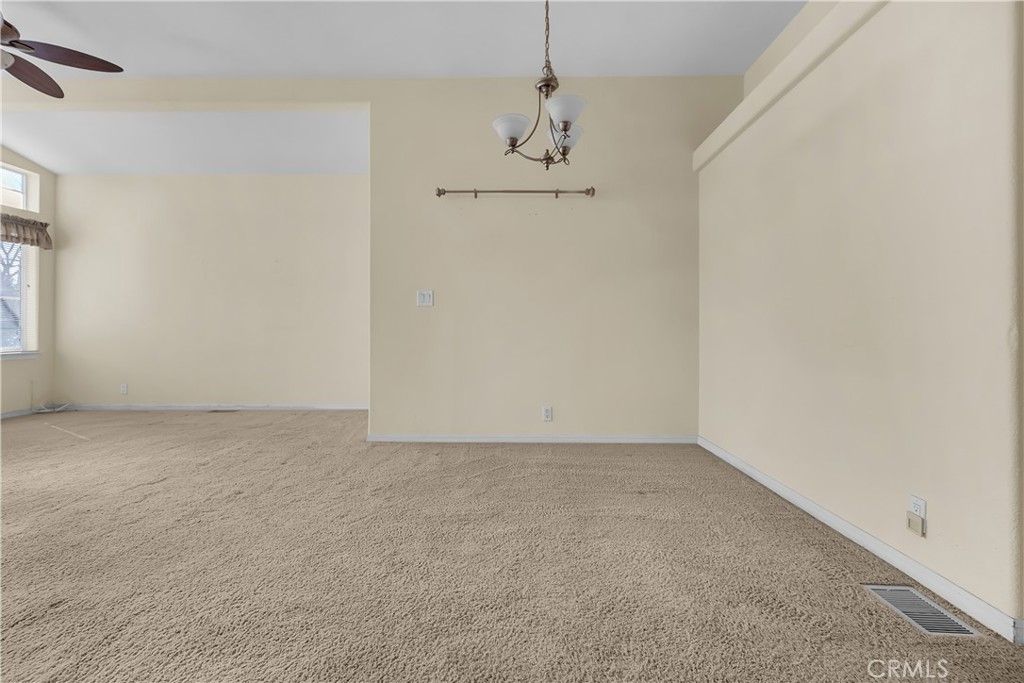 Image 13 of property listing at 5815 E La Palma Avenue 319, Anaheim, CA 92807
