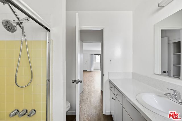 1528 Winona Boulevard 9, Los Angeles, CA 90027