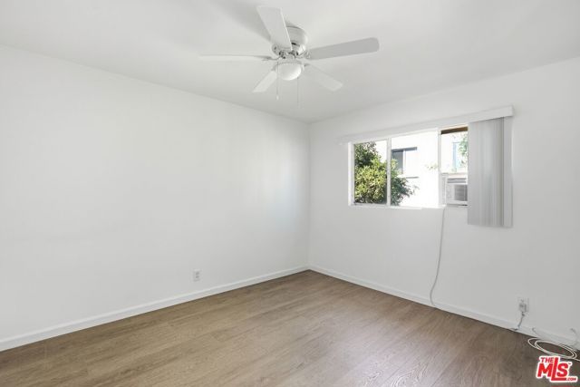 1528 Winona Boulevard 9, Los Angeles, CA 90027