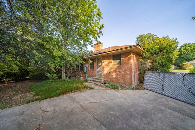 6467 Glennox Lane, Dallas, TX 75214