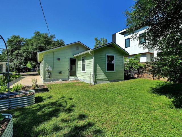 3011 E 17th ST, Austin, TX 78702