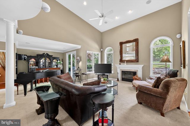 138 BARBARA DR, Yardley, PA 19067