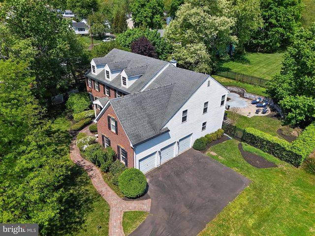 138 BARBARA DR, Yardley, PA 19067