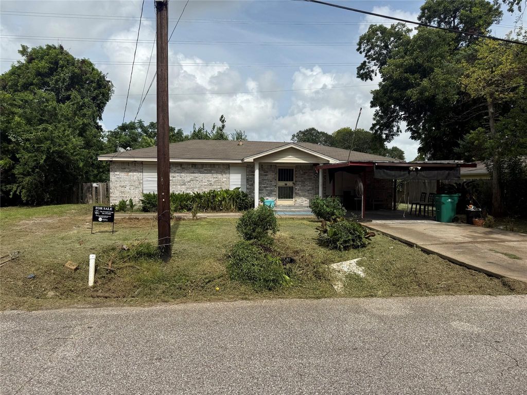 1019 Roosevelt Street, La Marque, TX 77568