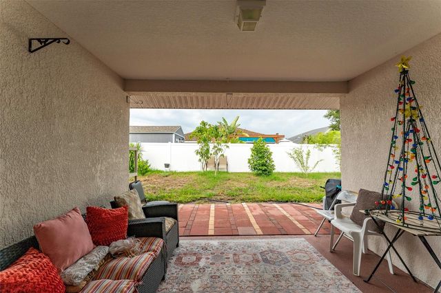 1128 SHARED PASSION ST, Ruskin, FL 33570