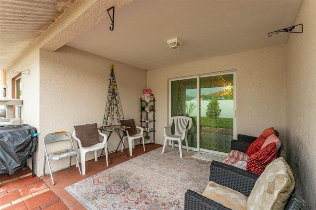 1128 SHARED PASSION ST, Ruskin, FL 33570