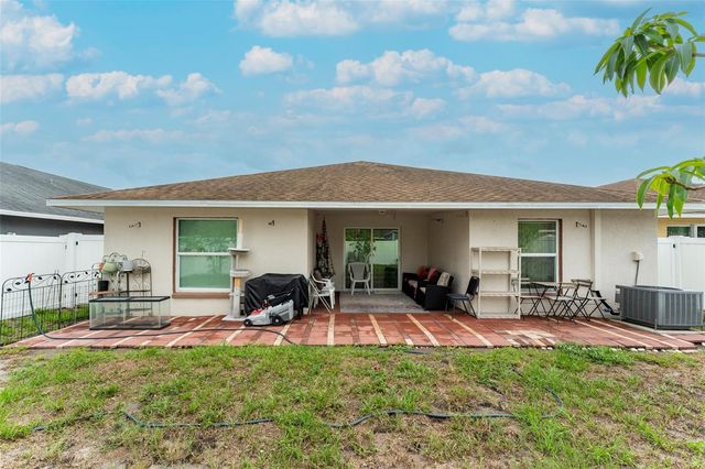 1128 SHARED PASSION ST, Ruskin, FL 33570