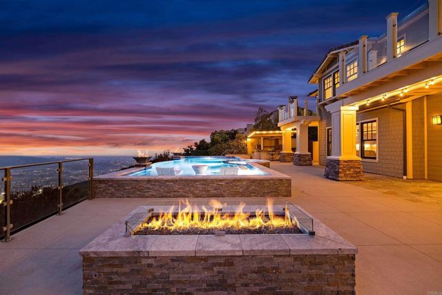 939 Pearl Drive, San Marcos, CA 92078