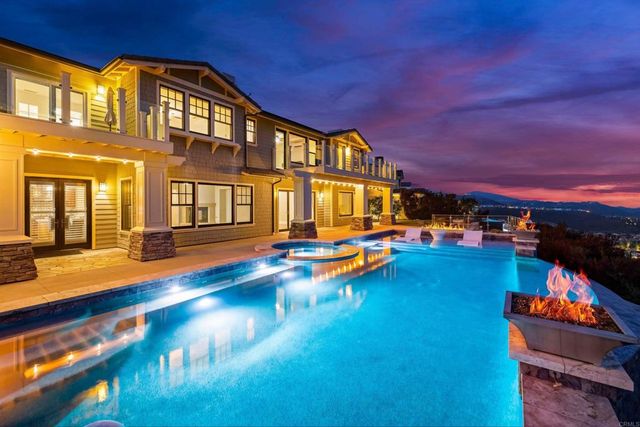 939 Pearl Drive, San Marcos, CA 92078
