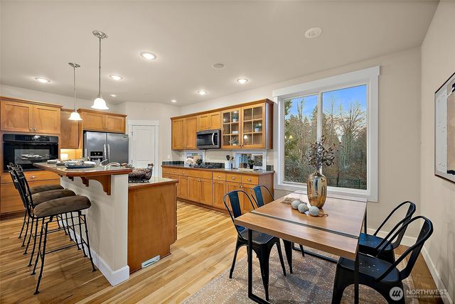 6412 122nd Street Ct E, Puyallup, WA 98373