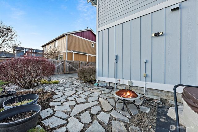 6412 122nd Street Ct E, Puyallup, WA 98373