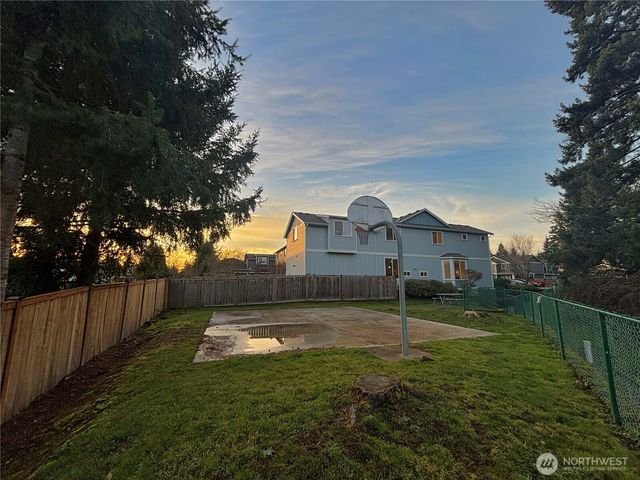 6412 122nd Street Ct E, Puyallup, WA 98373