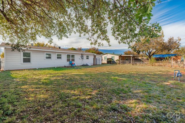 1353 S San Jose Drive, Abilene, TX 79605