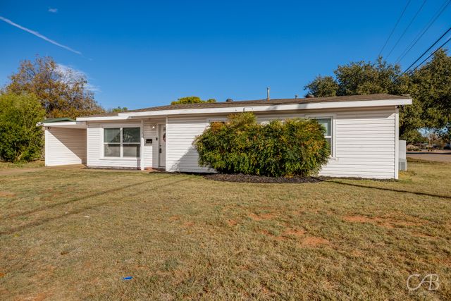 1353 S San Jose Drive, Abilene, TX 79605