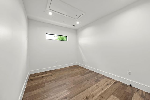 4814 Locust Street, Bellaire, TX 77401