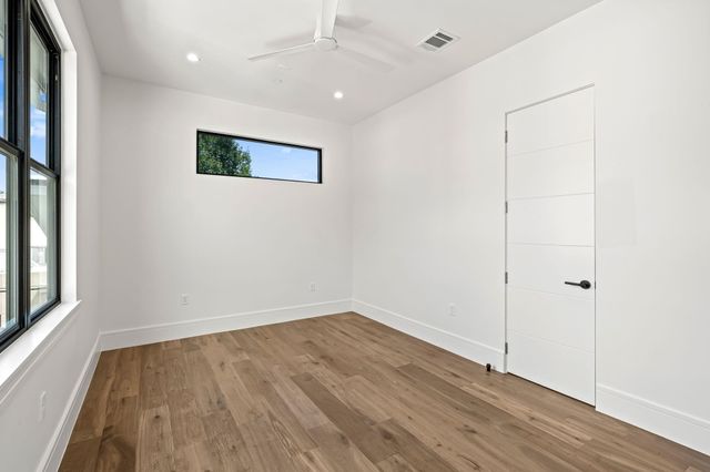 4814 Locust Street, Bellaire, TX 77401