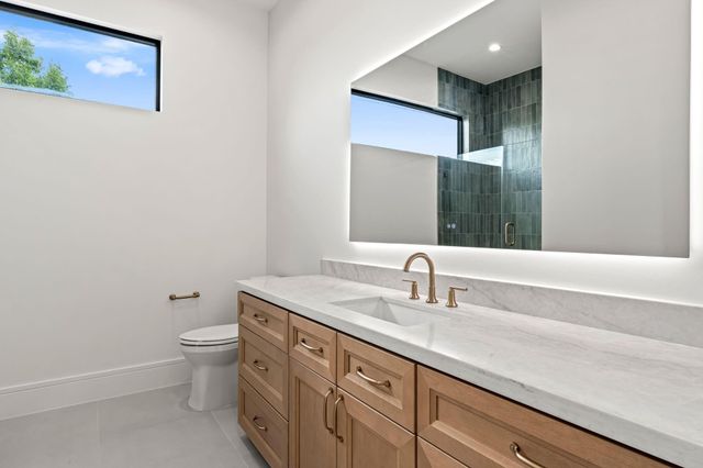 4814 Locust Street, Bellaire, TX 77401