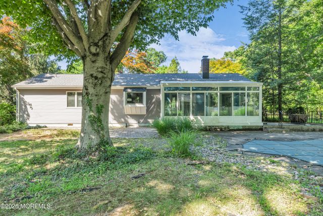 77 Poricy Lane, Red Bank, NJ 07701