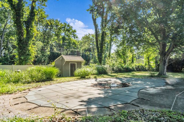 77 Poricy Lane, Red Bank, NJ 07701