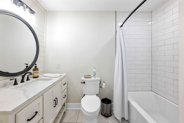 9729 Birchwood Pike, Harrison, TN 37341