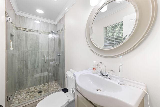 9729 Birchwood Pike, Harrison, TN 37341