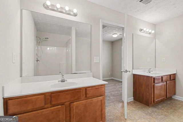 541 Providence Run Way, Lawrenceville, GA 30046