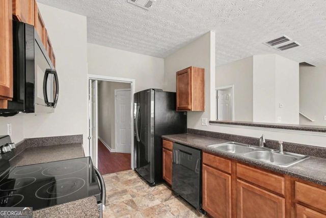 541 Providence Run Way, Lawrenceville, GA 30046