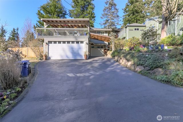 2424 SW 152nd Street, Burien, WA 98166