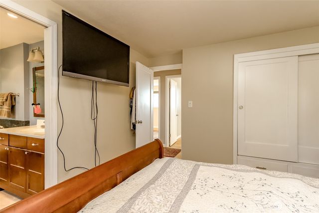 2424 SW 152nd Street, Burien, WA 98166