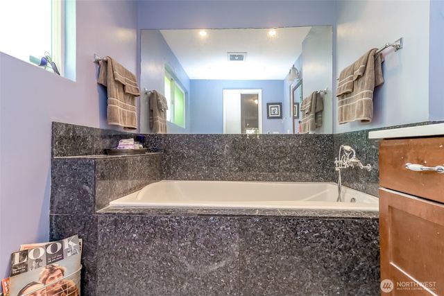 2424 SW 152nd Street, Burien, WA 98166