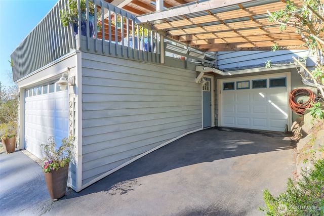 2424 SW 152nd Street, Burien, WA 98166